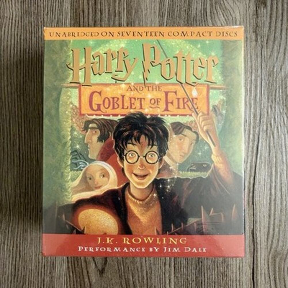Harry Potter and the Goblet of Fire (Book 4) J.K. Rowling 17 Disc Factory Sealed
